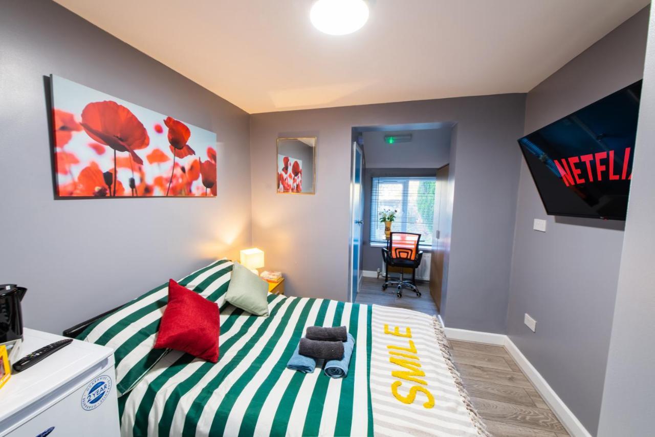 Heart Of Maidstone - Premium Double Rooms With Free Wi-Fi Εξωτερικό φωτογραφία